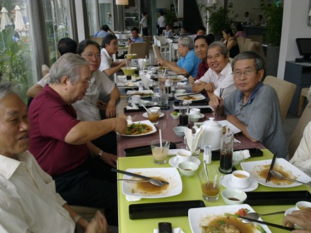 họp mặt 28-08-11