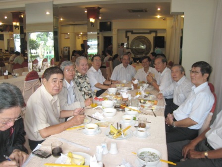 họp mặt 31-07-2011