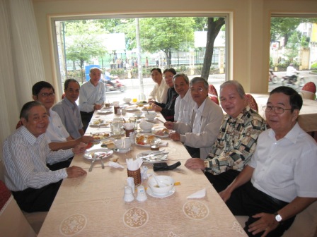 họp mặt 31-07-11