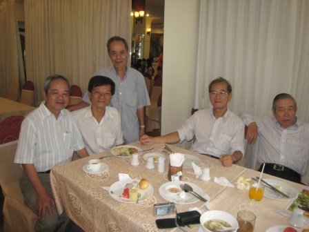 họp mặt 31-07-11