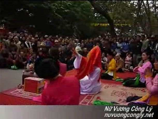 lên đồng