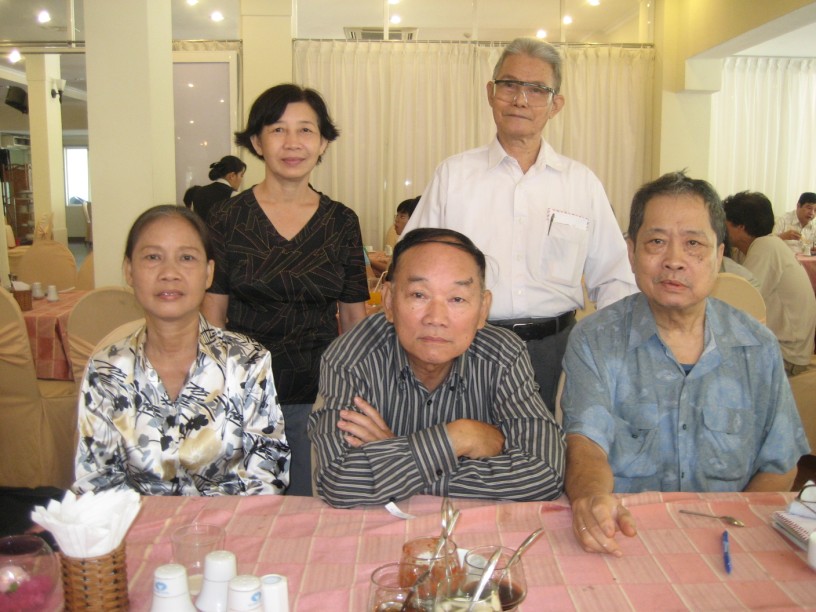họp mặt tháng 8-2009